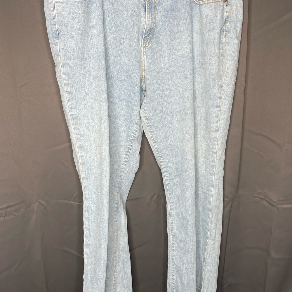 Vintage Levi’s, Light Blue Women's Jeans, 22S
